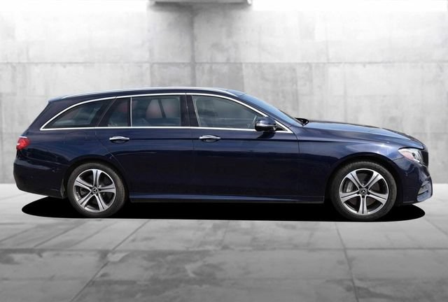 Used 2017 Mercedes-Benz E 400 4MATIC Wagon image 5