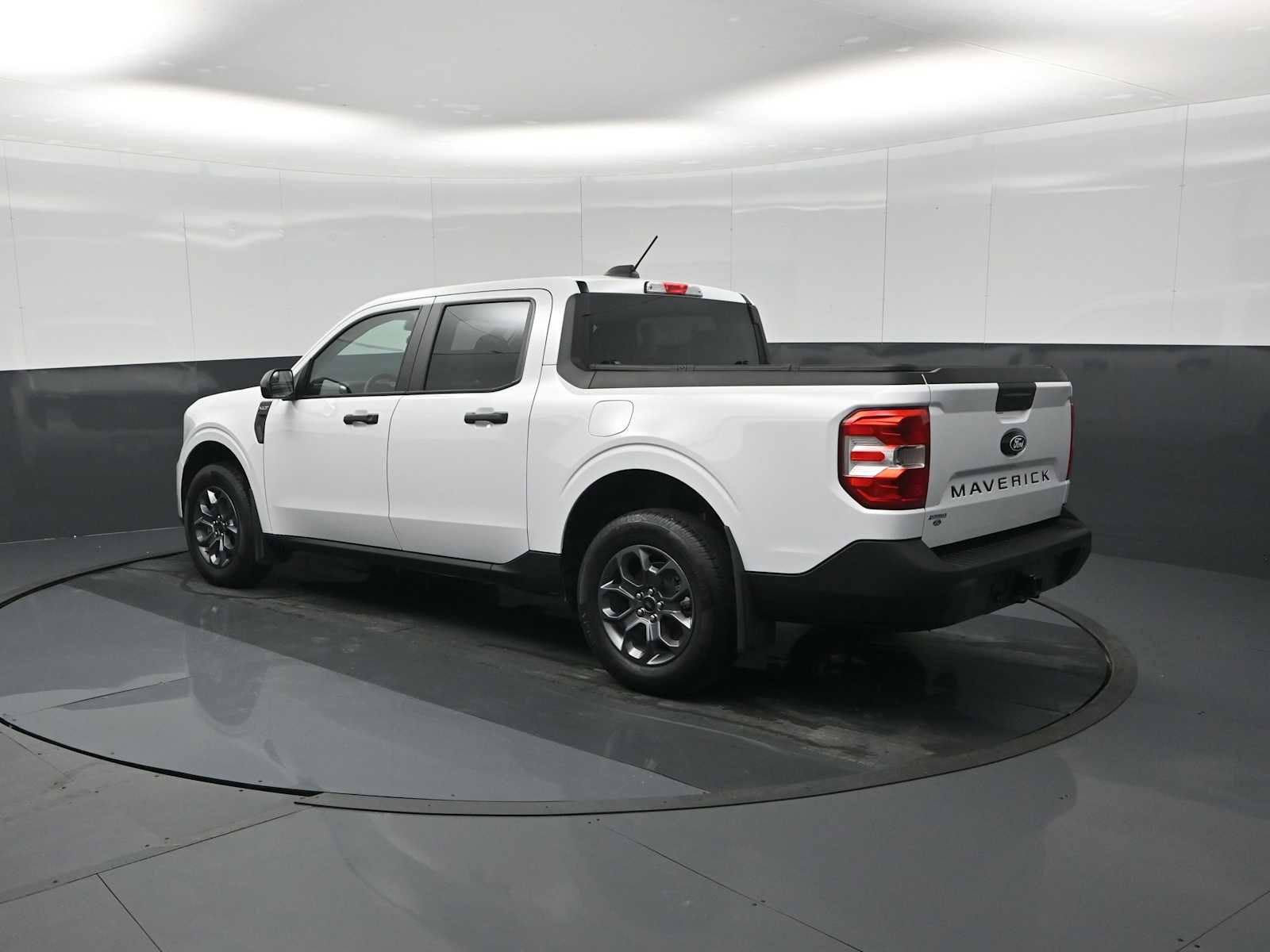 Used 2025 Ford Maverick XLT w/ XLT Luxury Package AWD/4WD image 5