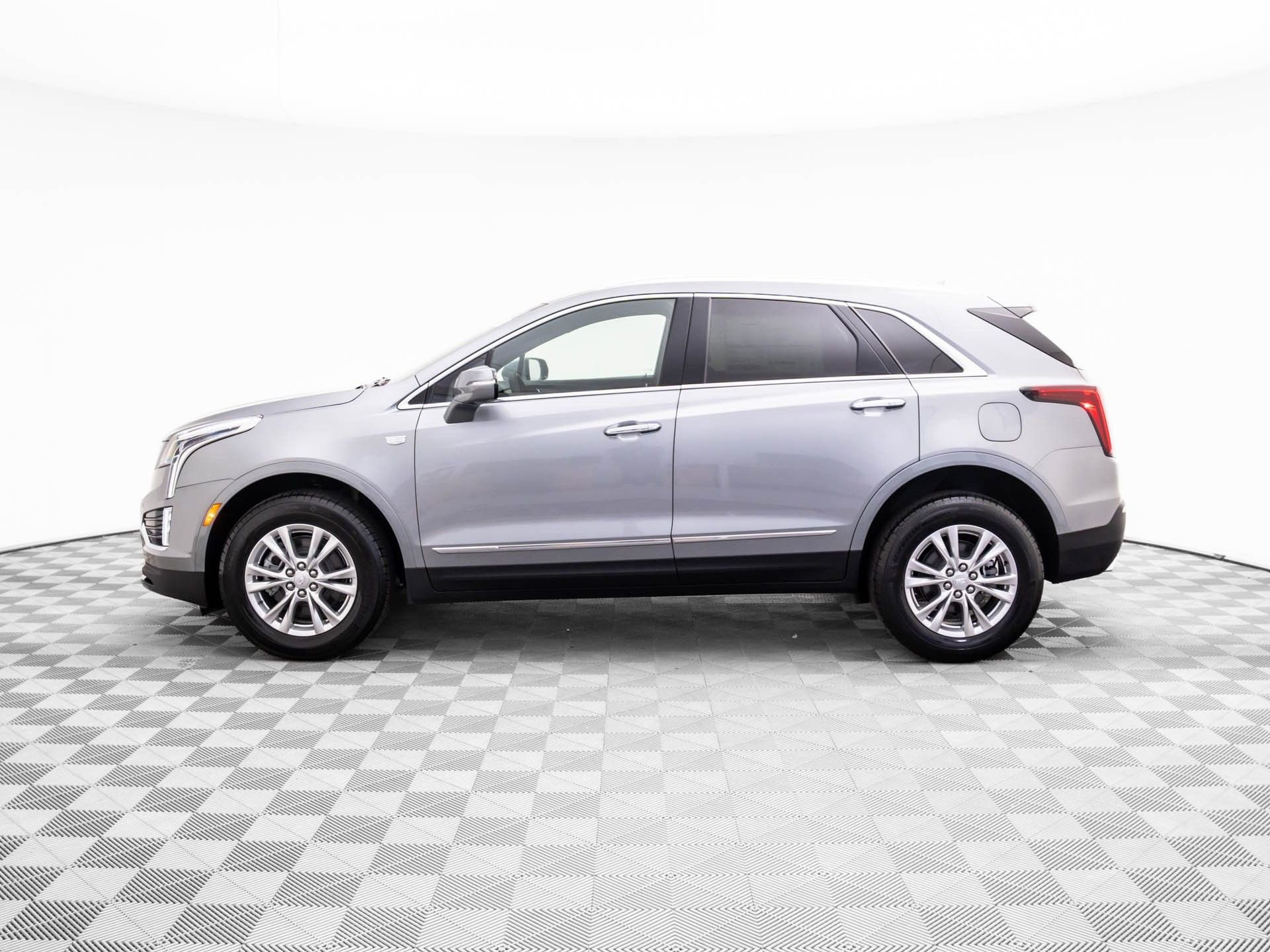 New 2026 Cadillac XT5 Luxury w/ LPO, Floor Liner Package video 2