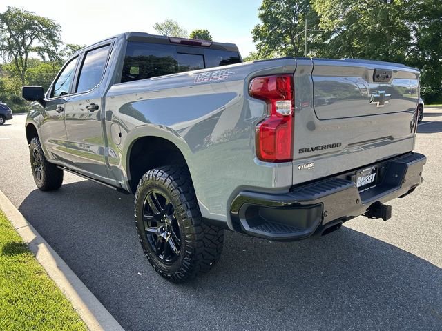 Used 2024 Chevrolet Silverado 1500 LT Trail Boss w/ Convenience Package II AWD/4WD image 6
