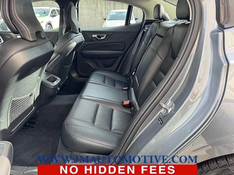 Used 2020 Volvo S60 T6 Momentum w/ Premium Package AWD/4WD image 15