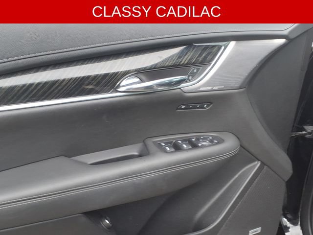 Used 2021 Cadillac XT6 Premium Luxury w/ LPO, Floor Liner Package AWD/4WD image 10