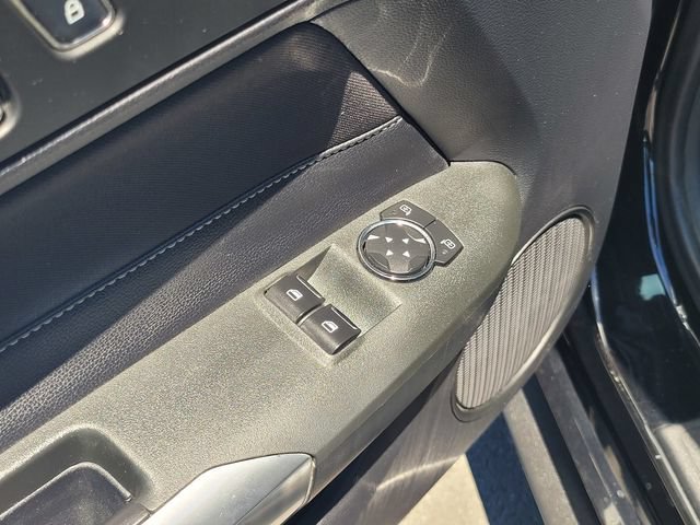 Used 2016 Ford Mustang Coupe RWD image 12