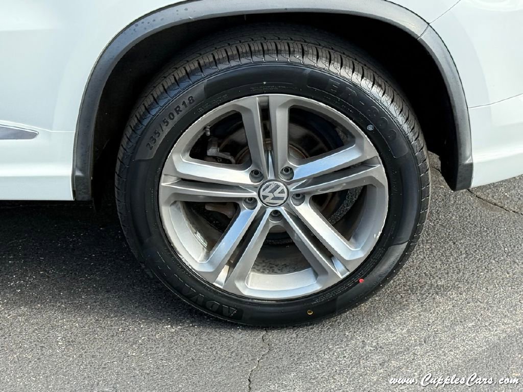 Used 2017 Volkswagen Tiguan Sport image 40