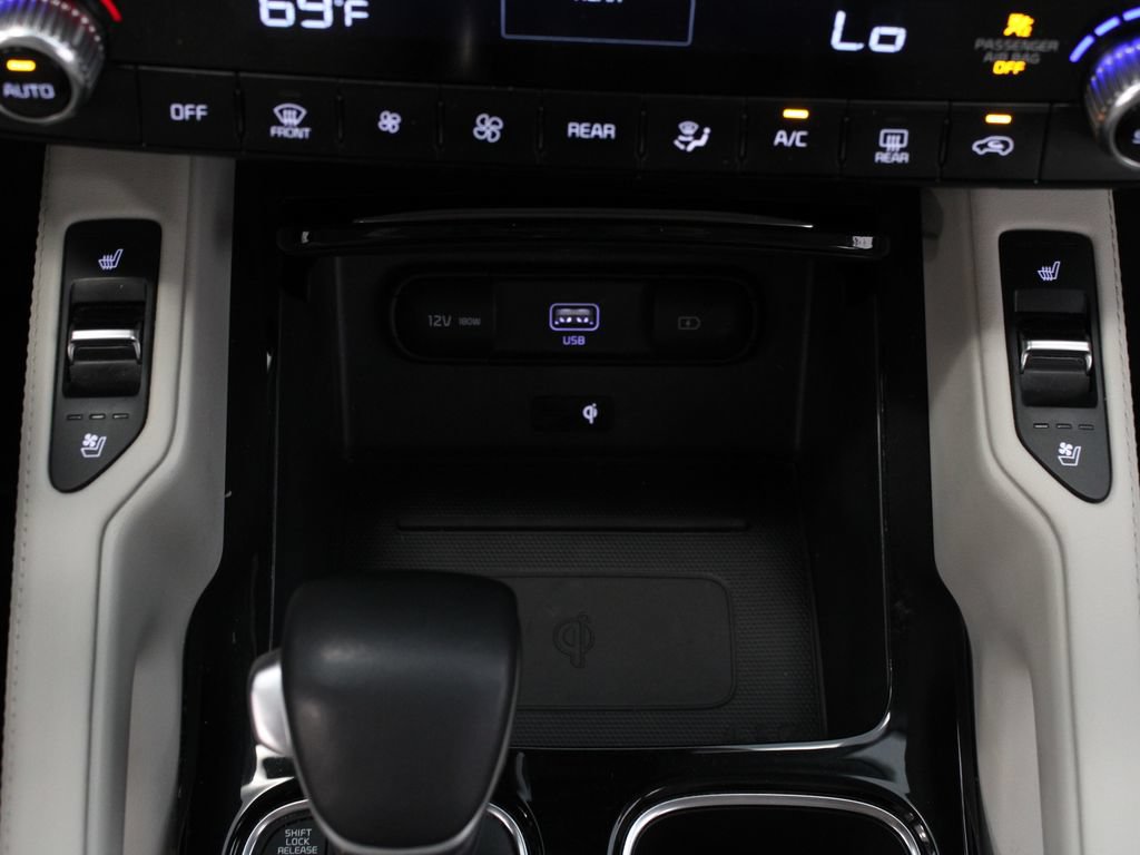 Used 2021 Kia Telluride EX w/ EX Premium Package FWD image 26