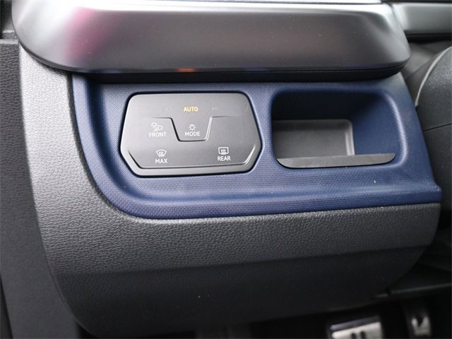 New 2025 Volkswagen ID. Buzz Pro S image 21