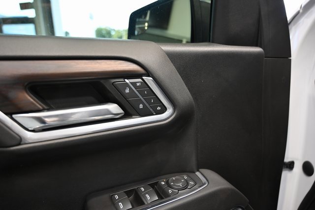 Used 2022 GMC Sierra 1500 SLT w/ SLT Convenience Package image 27