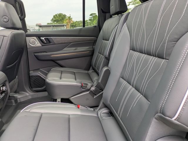 New 2026 Buick Enclave Avenir w/ Super Cruise Package FWD image 18