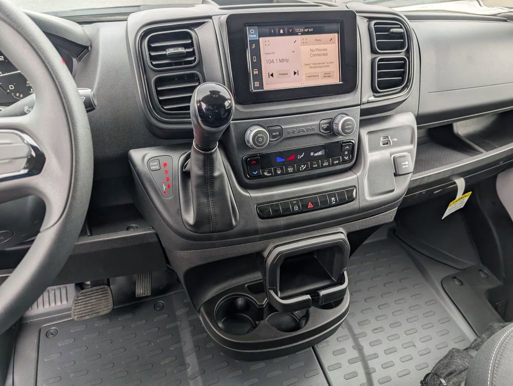 Used 2024 RAM ProMaster 2500 image 24