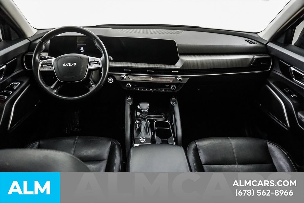Used 2024 Kia Telluride EX w/ EX Captain's Chair Package FWD image 24