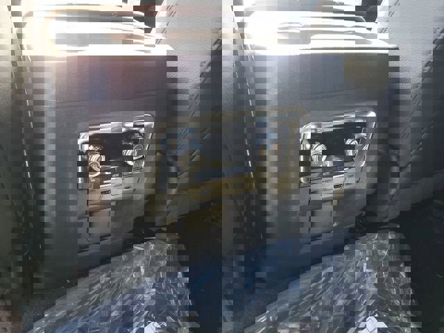 New 2026 GMC Yukon XL Denali w/ Denali Reserve Package image 16