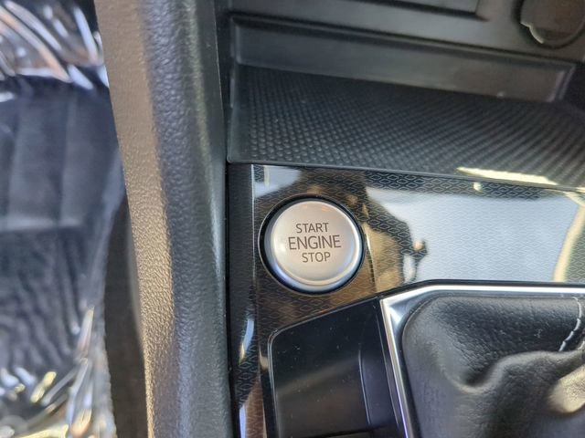 Used 2025 Volkswagen Taos S FWD image 27