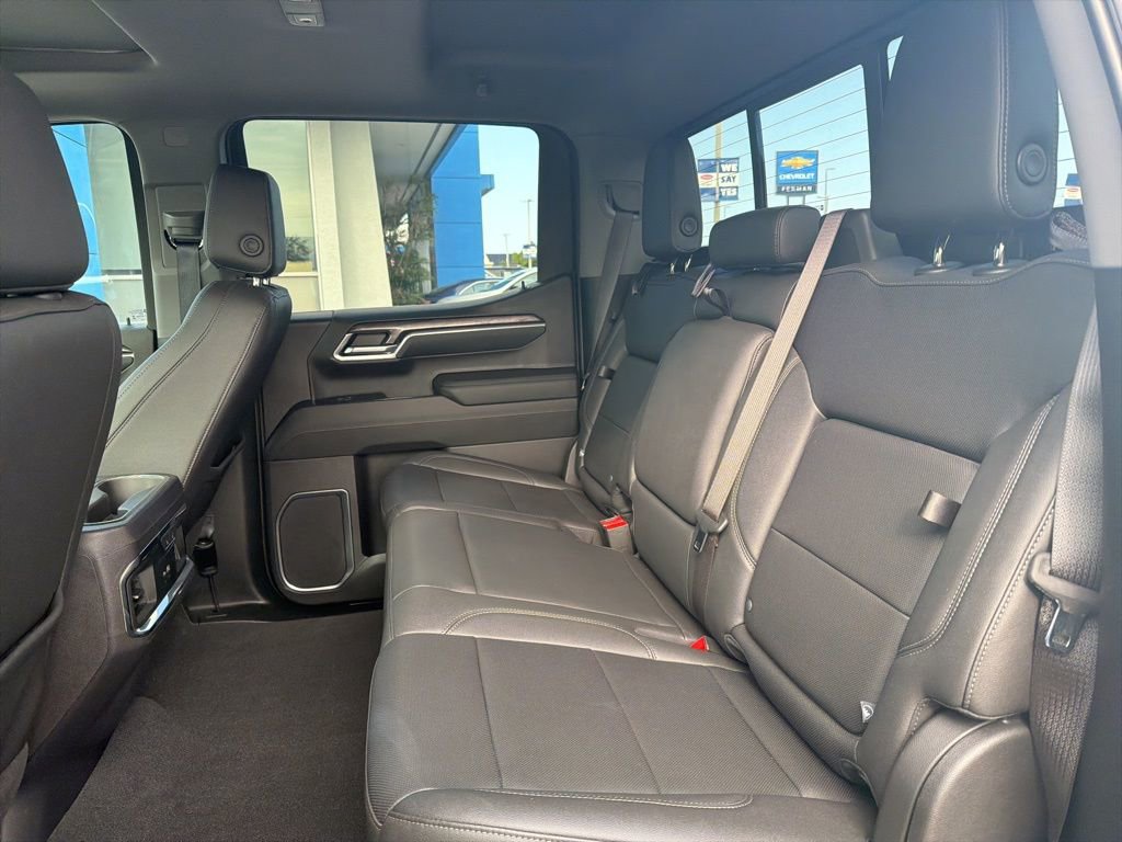 Used 2023 Chevrolet Silverado 1500 LTZ w/ Technology Package image 9