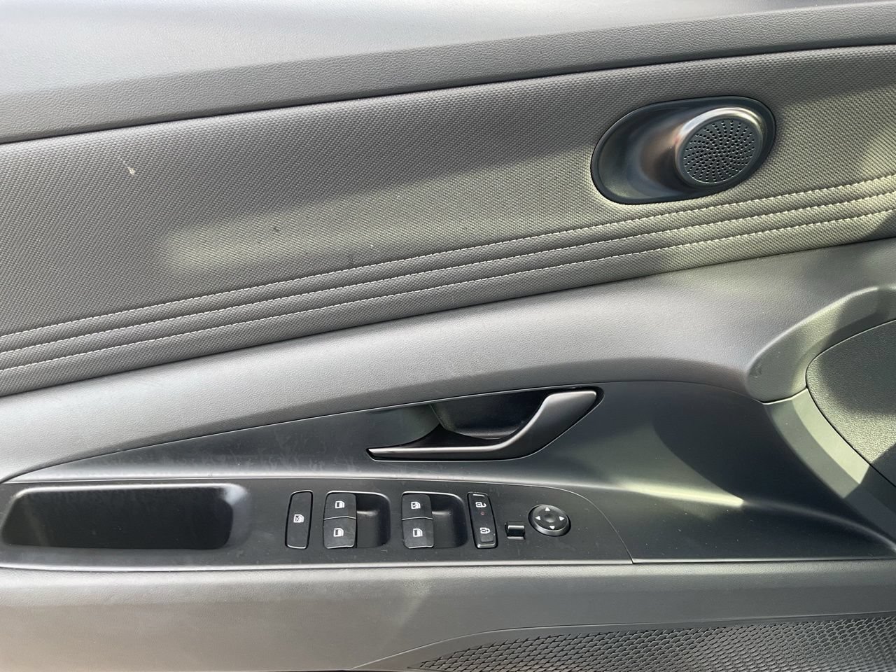 Used 2026 Hyundai Elantra Sport FWD image 14