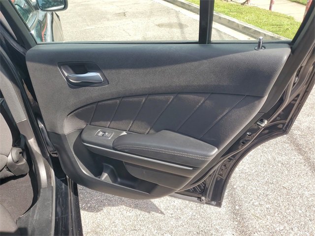 Used 2023 Dodge Charger SXT image 31