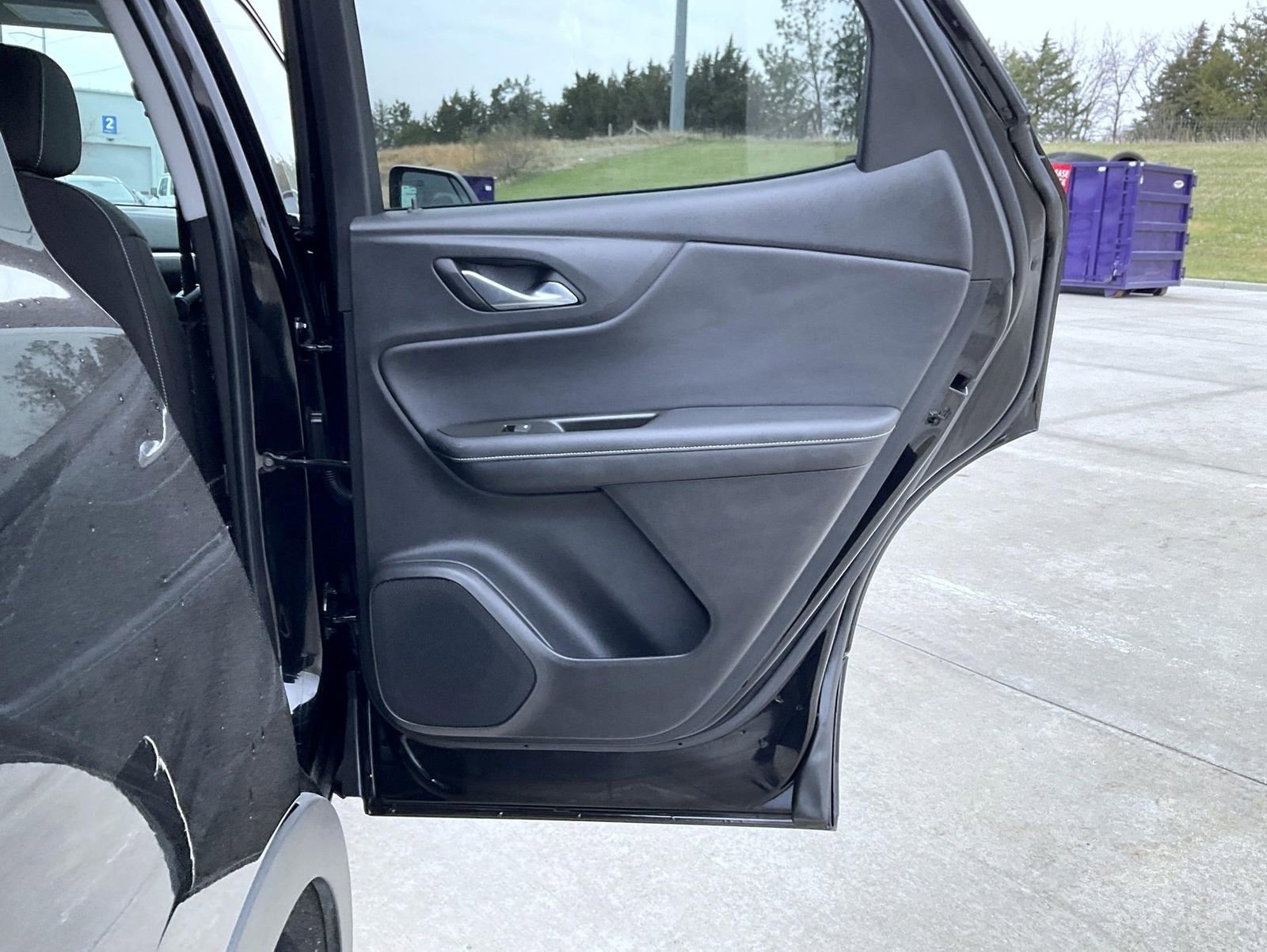 Used 2025 Chevrolet Blazer LT AWD/4WD image 21