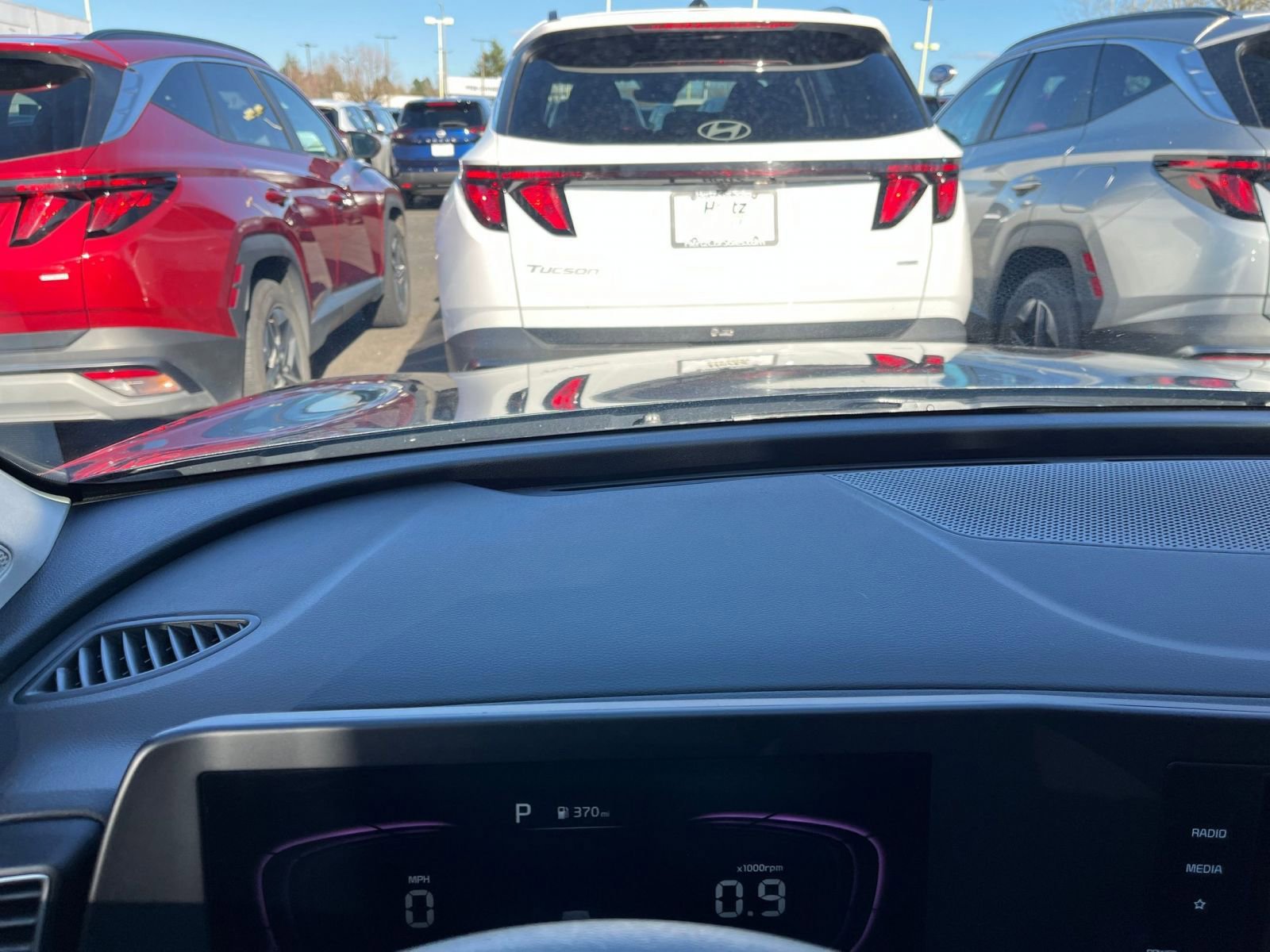 Used 2025 Kia Sportage LX image 14