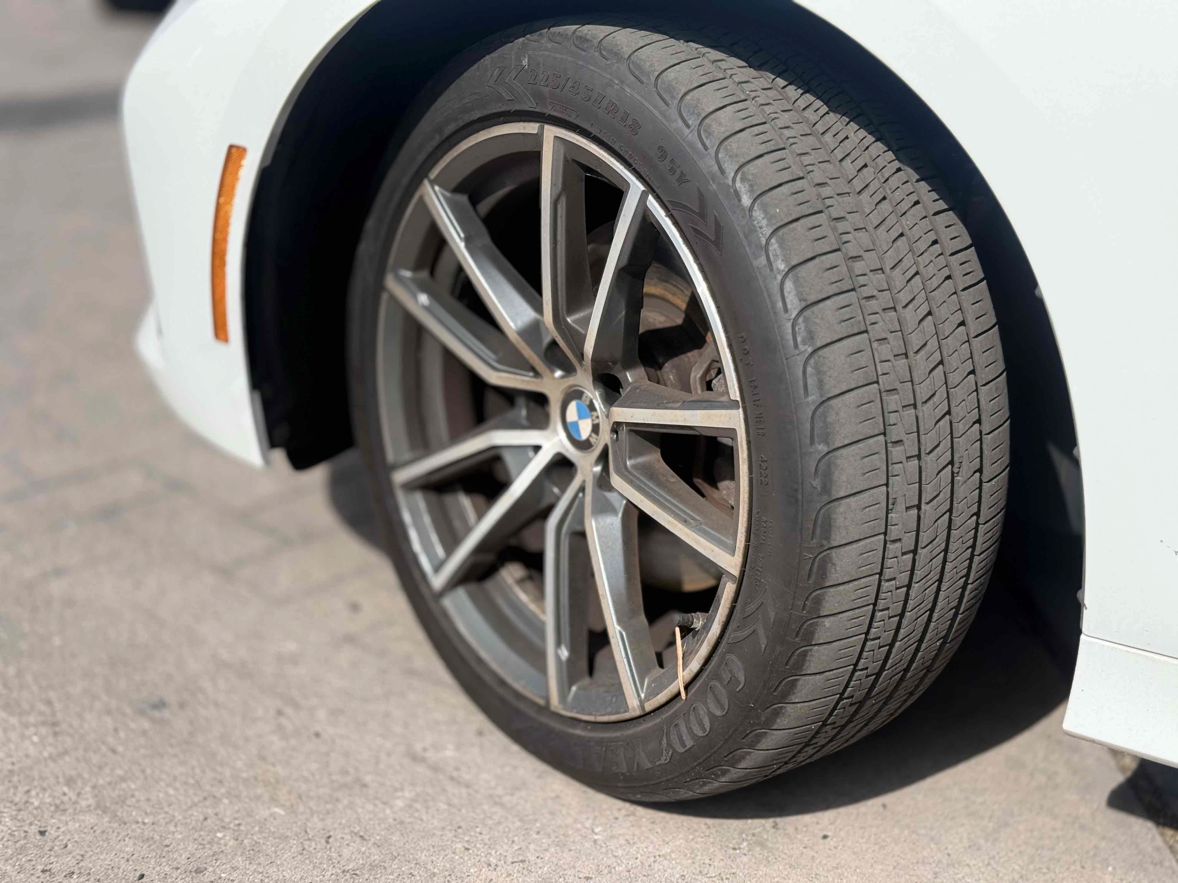 Used 2020 BMW 330i xDrive Sedan w/ Driving Assistance Package AWD/4WD image 22