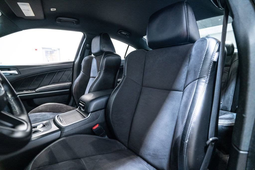 Used 2023 Dodge Charger R/T w/ Plus Group RWD image 6