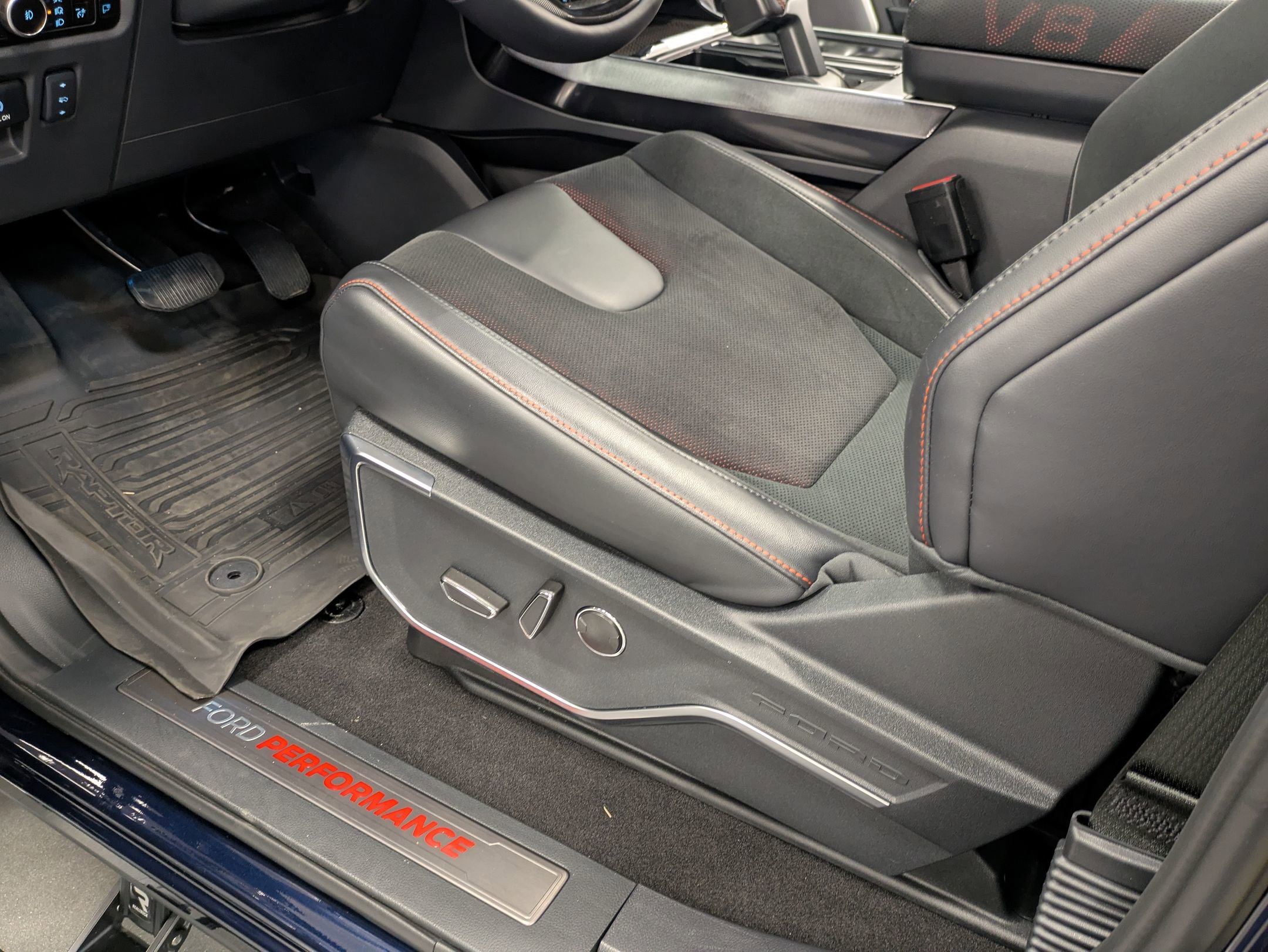 Certified 2025 Ford F150 Raptor w/ Equipment Group 803A Raptor R image 12