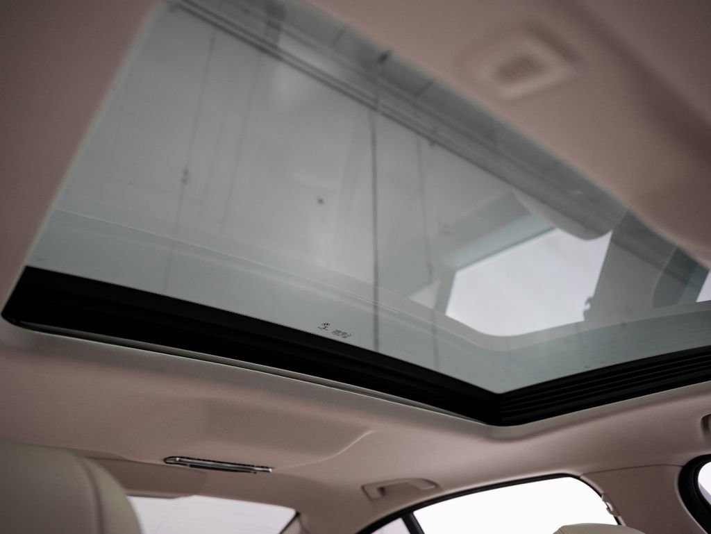 Used 2015 BMW 528i xDrive Sedan image 26