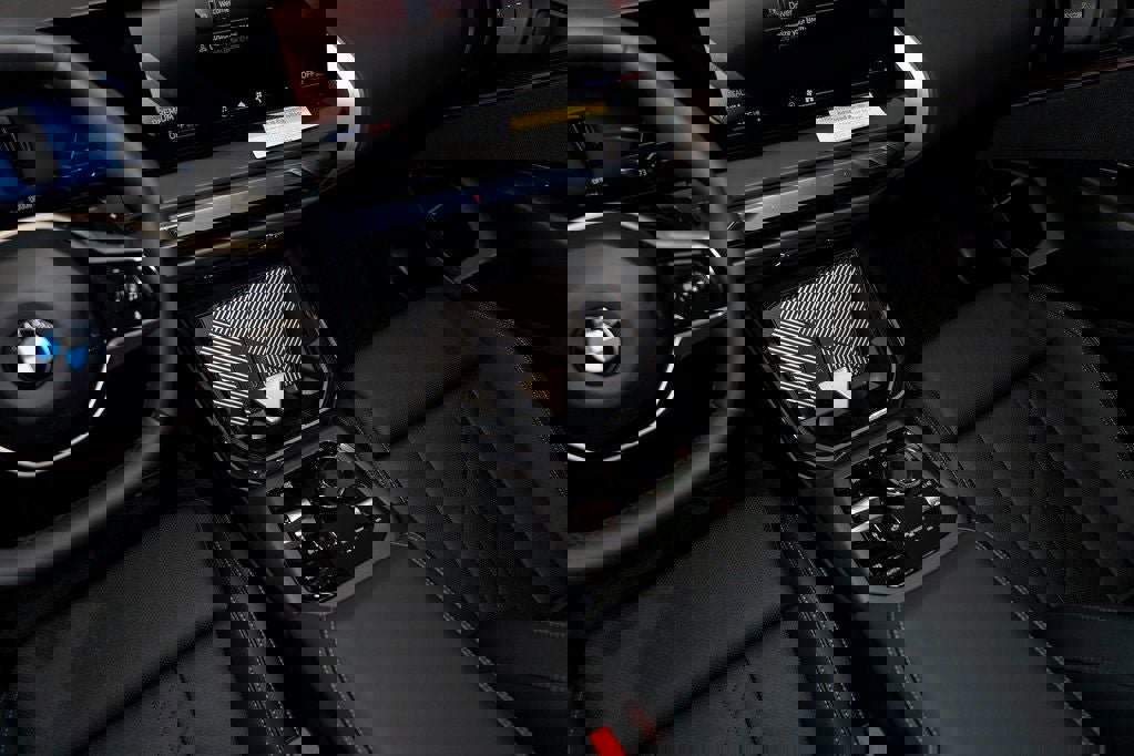 Used 2025 BMW X3 xDrive30i w/ Premium Package image 22