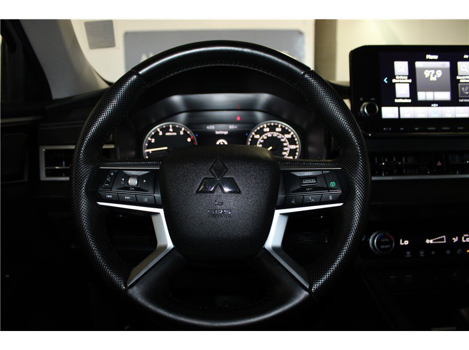 Used 2024 Mitsubishi Outlander Ralliart image 29