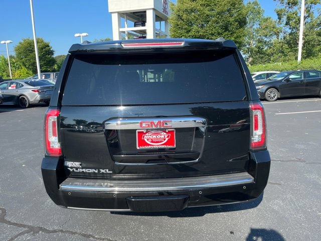 Used 2017 GMC Yukon XL Denali AWD/4WD image 8