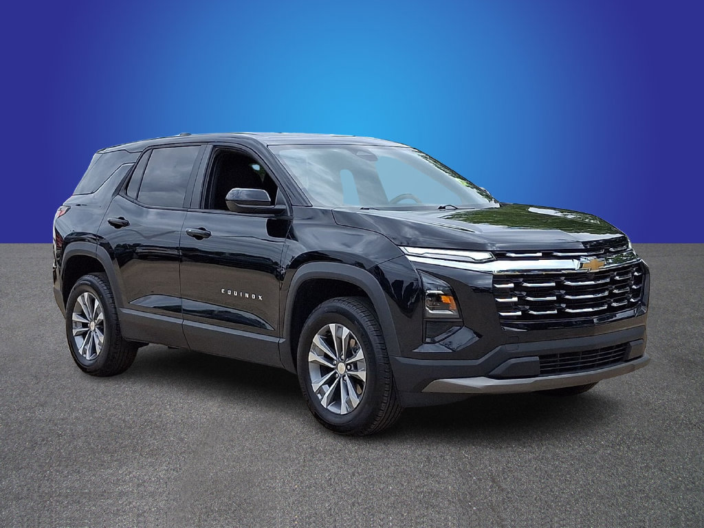 Used 2025 Chevrolet Equinox LT AWD/4WD image 3