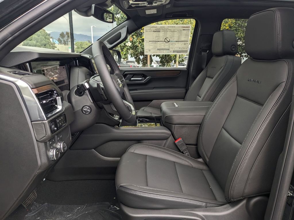 New 2026 GMC Yukon Denali w/ Sun & Power Step Package image 20