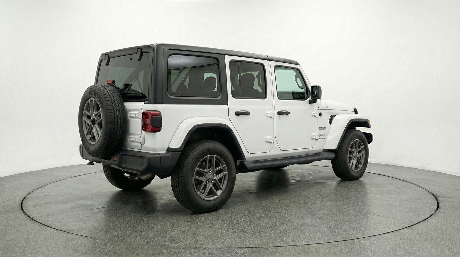 Used 2025 Jeep Wrangler Sport S image 7