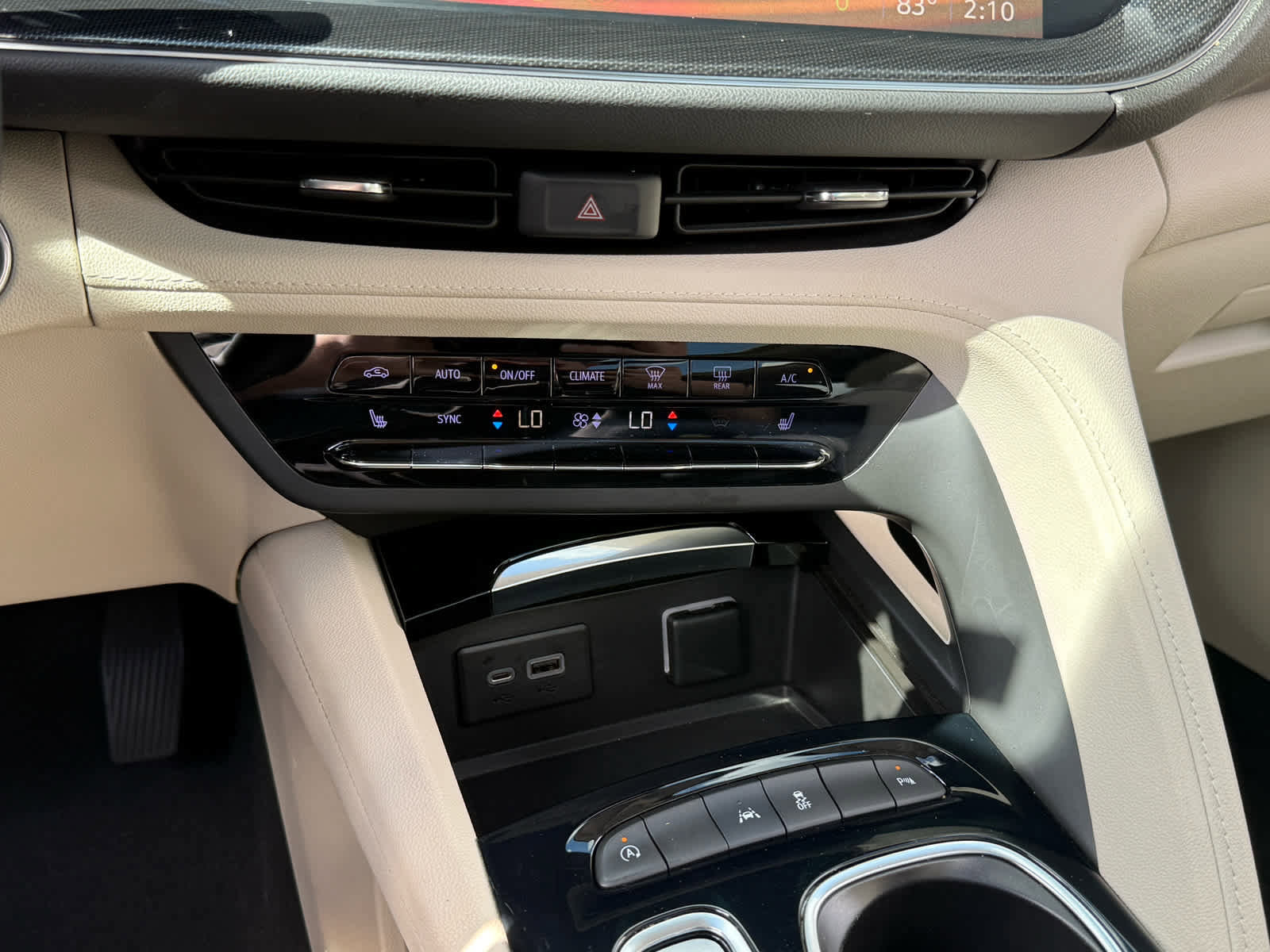 Used 2021 Buick Envision Essence image 20
