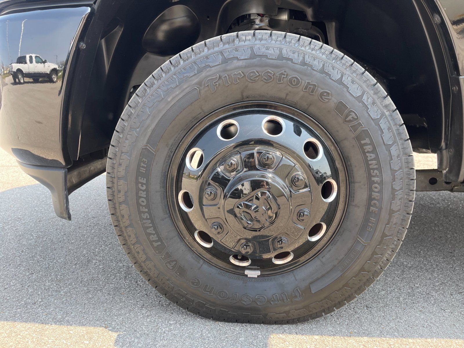 Used 2024 RAM 3500 Big Horn w/ Night Edition image 31