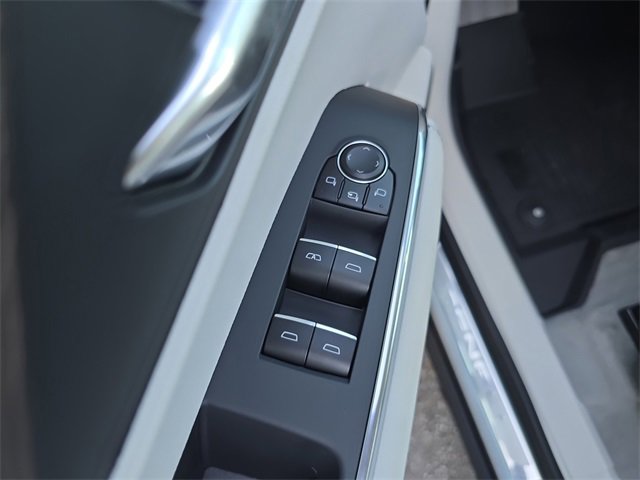 New 2026 GMC Acadia Denali w/ Super Cruise Package image 18