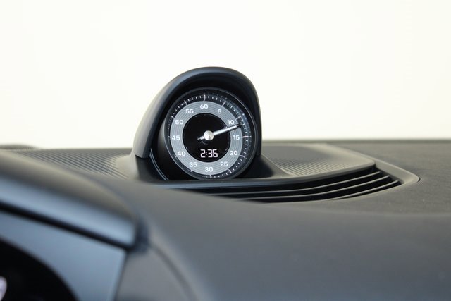 New 2025 Porsche Taycan image 14