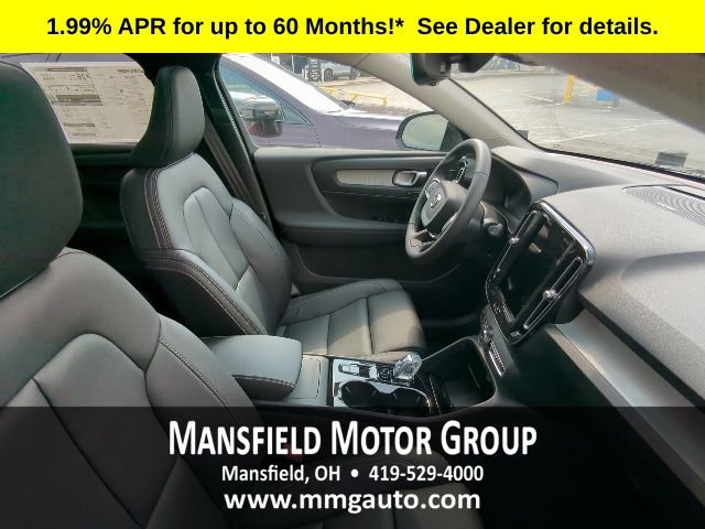 New 2026 Volvo XC40 B5 Plus w/ Protection Package Premier AWD/4WD image 10