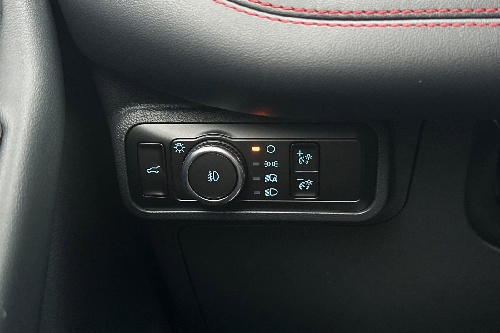 New 2026 Ford Explorer ST-Line w/ ST-Line Street Pack image 28