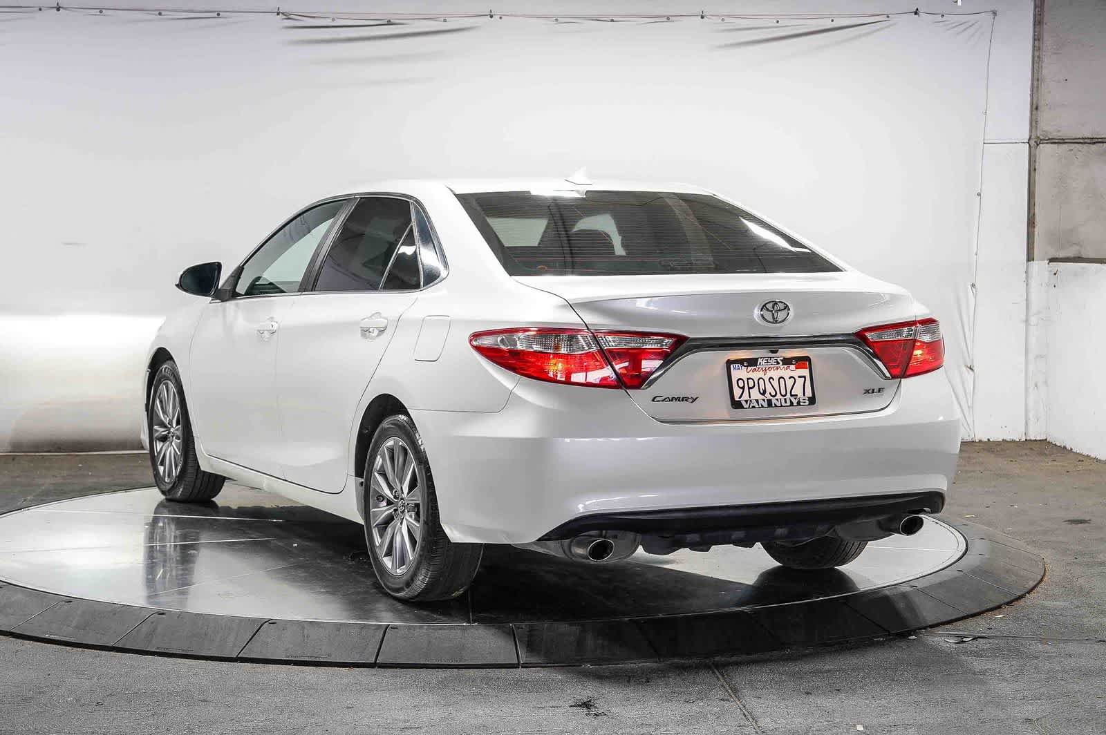 Certified 2016 Toyota Camry XLE w/ Advanced Technology Package FWD image 2