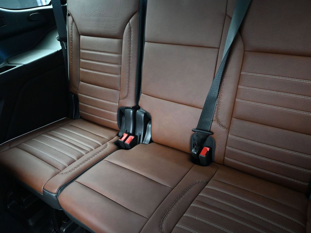 Used 2023 GMC Yukon Denali Ultimate image 17