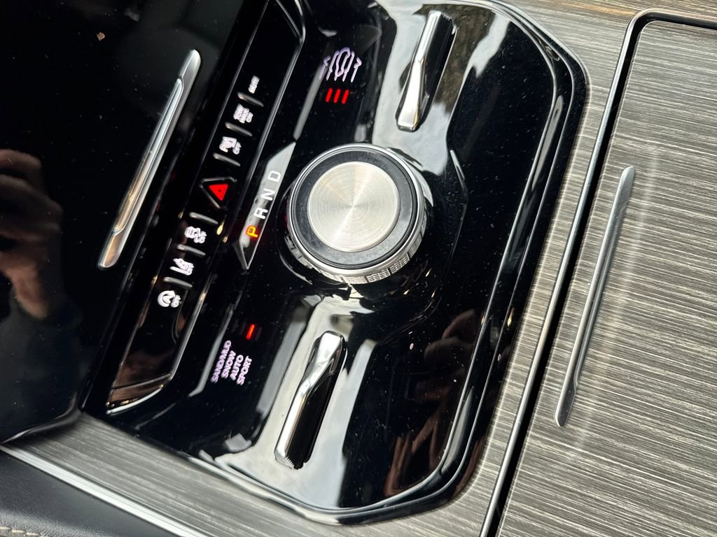 Used 2024 Jeep Wagoneer Series III image 23