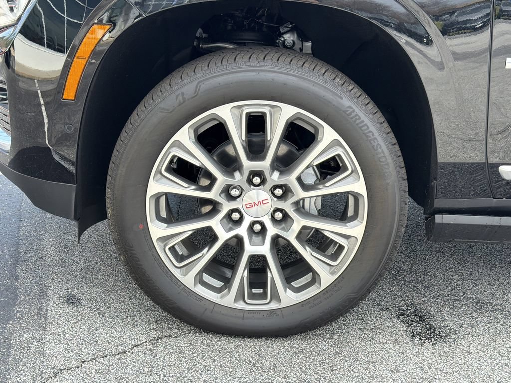 New 2026 GMC Yukon XL Denali w/ Sun & Power Step Package AWD/4WD image 27