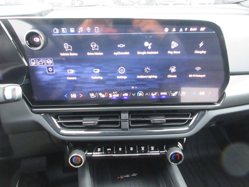 New 2026 Chevrolet Equinox EV RS image 32