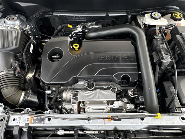 Certified 2024 GMC Terrain SLT w/ LPO, Floor Liner Package FWD image 28