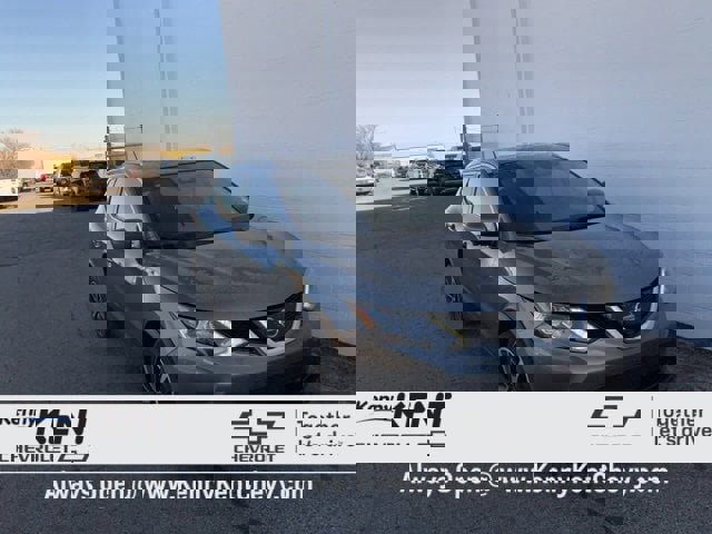 Used 2018 Nissan Rogue Sport SL w/ SL Premium Package