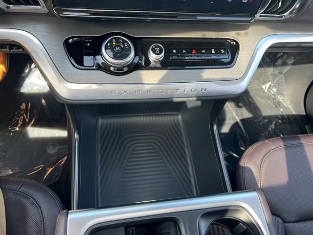 New 2027 Ford Expedition Max Platinum w/ Platinum Ultimate Package AWD/4WD image 25