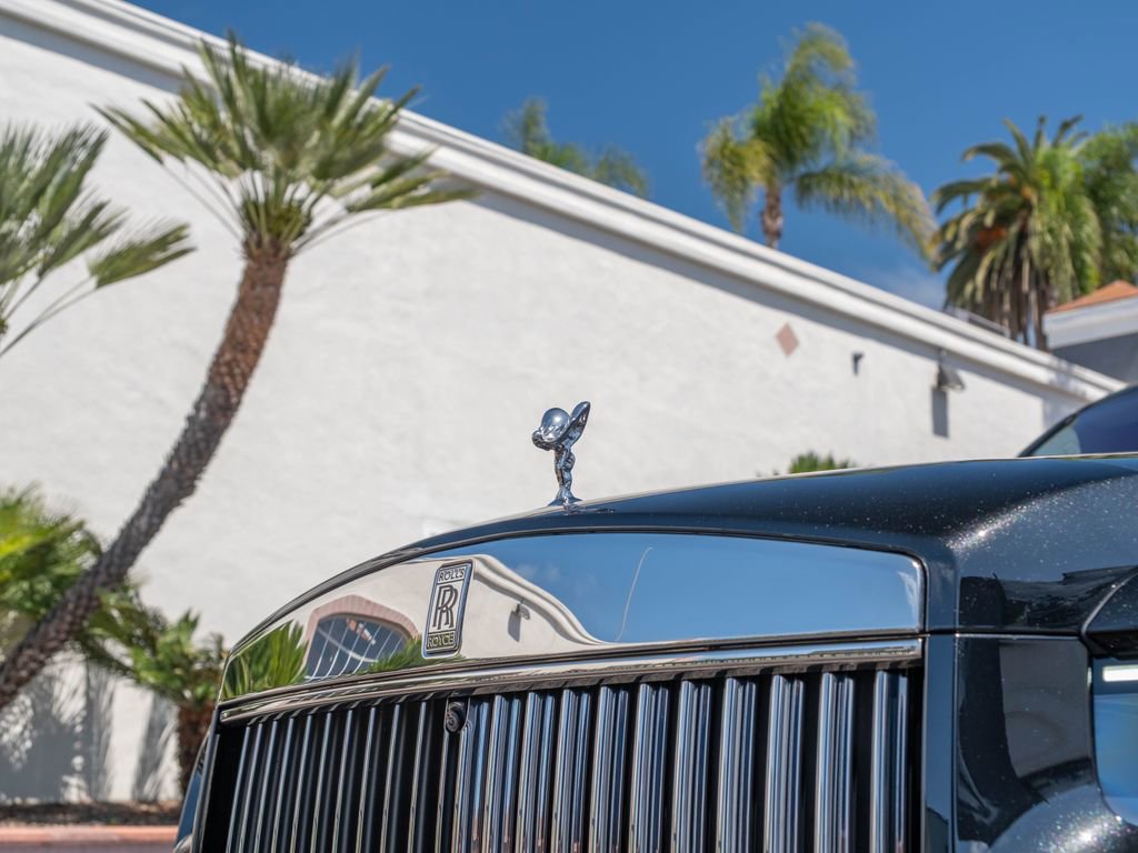 Used 2025 Rolls-Royce Cullinan image 7