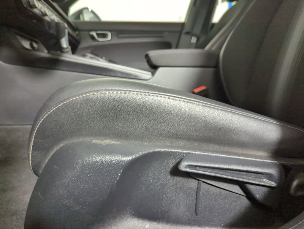 Used 2025 Honda Civic Sport image 26