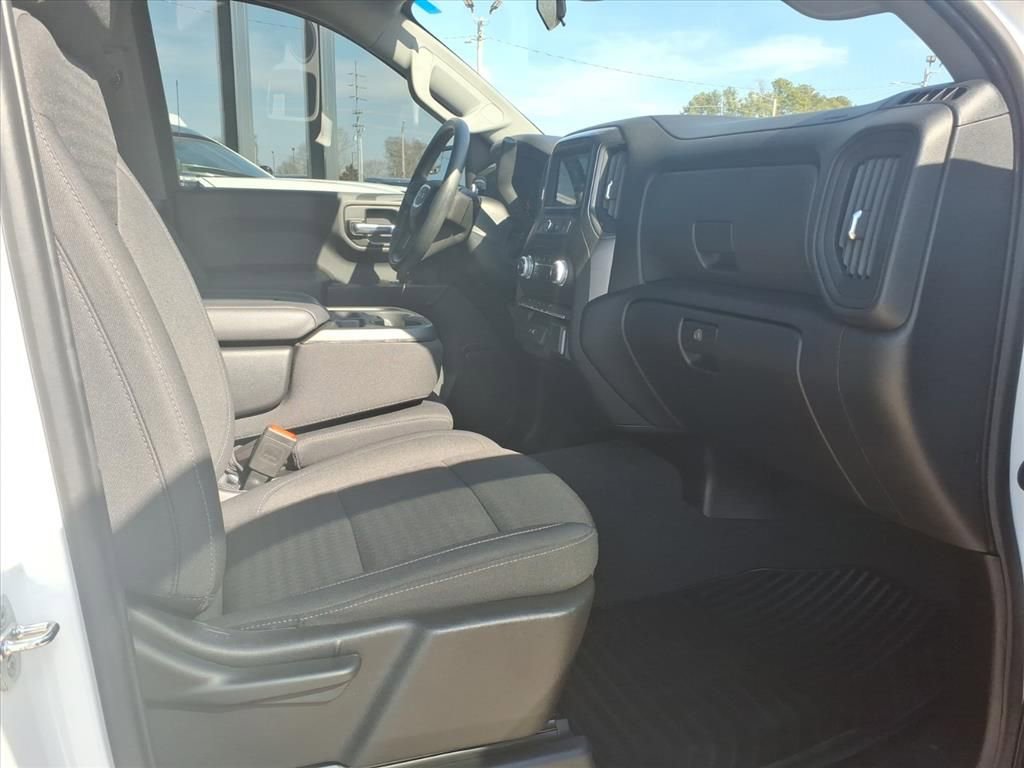 Used 2024 GMC Sierra 1500 Pro w/ Graphite Edition image 10