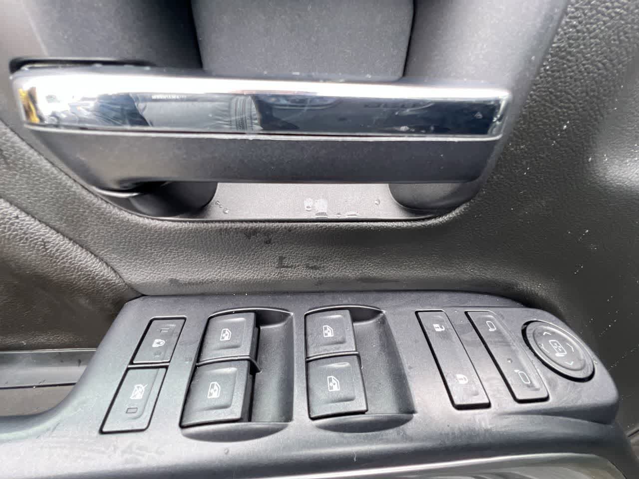 Used 2015 Chevrolet Silverado 2500 LT AWD/4WD image 13