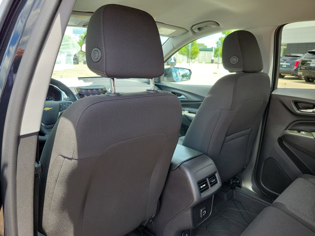 Used 2024 Chevrolet Equinox LT FWD image 28